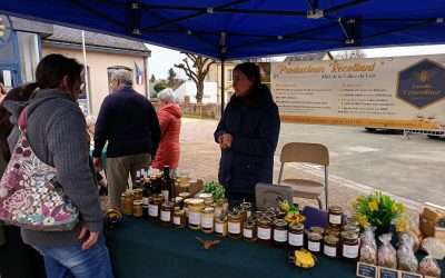 Une matinée conviviale au marché de Ruillé-sur-Loir 🦪🍋😋
